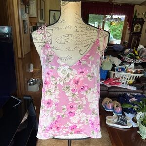 NWT woman’s peach 🍑 love 💗 floral self tie shoulder blouse.